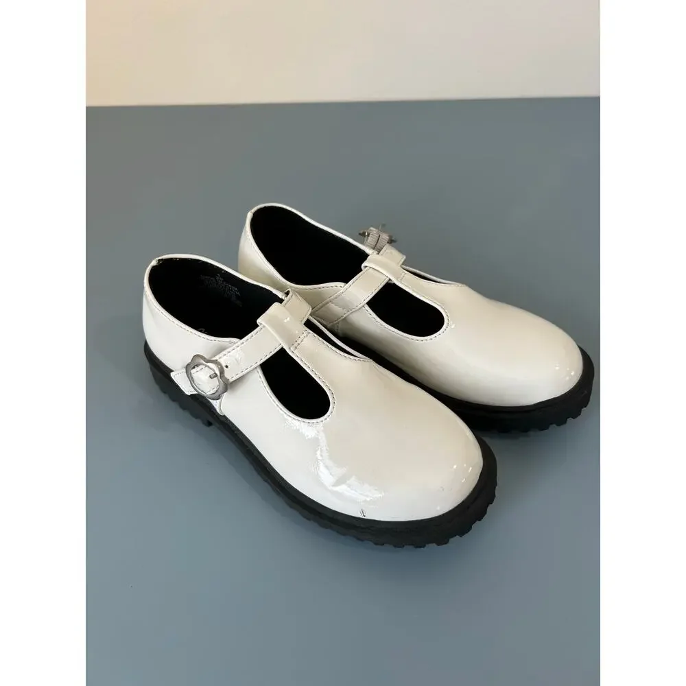 Old Navy white mary janes girls size 2 patent leather doc marten inspired